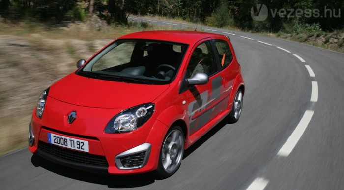 Méregzsák a Twingóból 7 | Vezess Egyedi lökhárítókkal és spoilerekkel