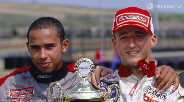 Ezer éve ismerik egymást