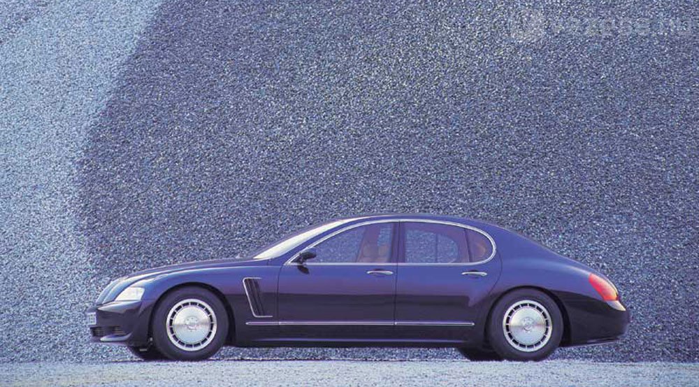 Már 1993-ban is szedánt gyártott volna a Bugatti