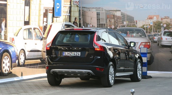 Nem megy neki az Almerásnak