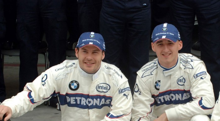 Villeneuve a lengyelnek szorít