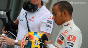 Mindenki Hamilton ellen?