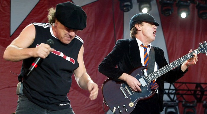 F1-es segítség az AC/DC-nek