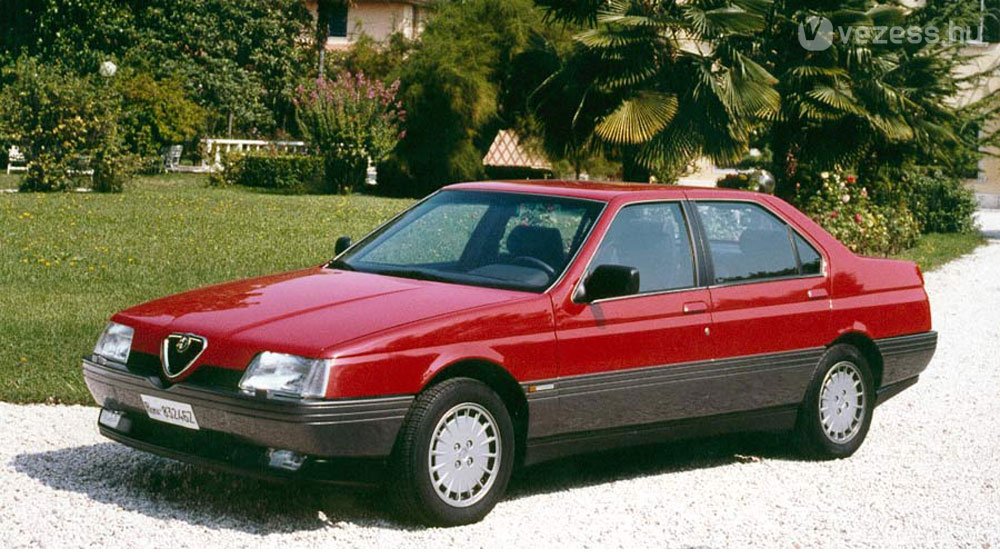 11 évet élt az Alfa 164, a 166 elődje