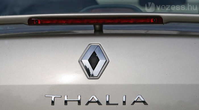 Igen, bele kell nyúlni