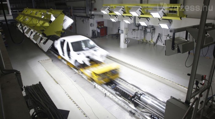 Itt nem törik semmi