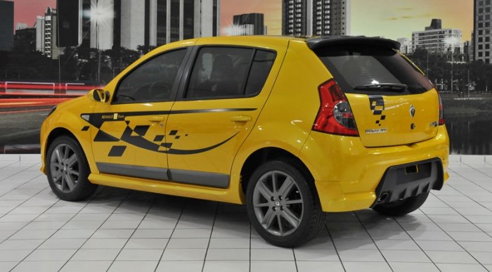 Dacia Fernando Alonsónak 6