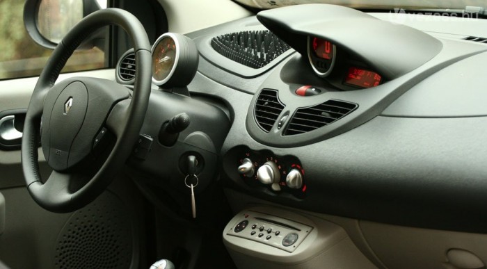 Új Twingo GT: Paprika Jancsi 10 | Vezess Egyszerű, mint a matek lecke