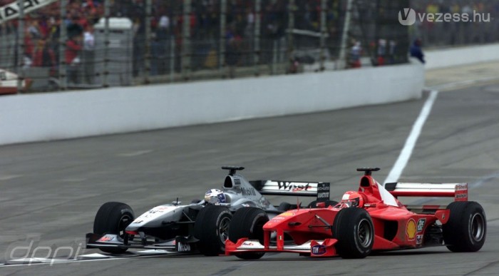 F1: Búcsú Coulthardtól 8 | Vezess Csata Schumacherrel az ezredfordulón