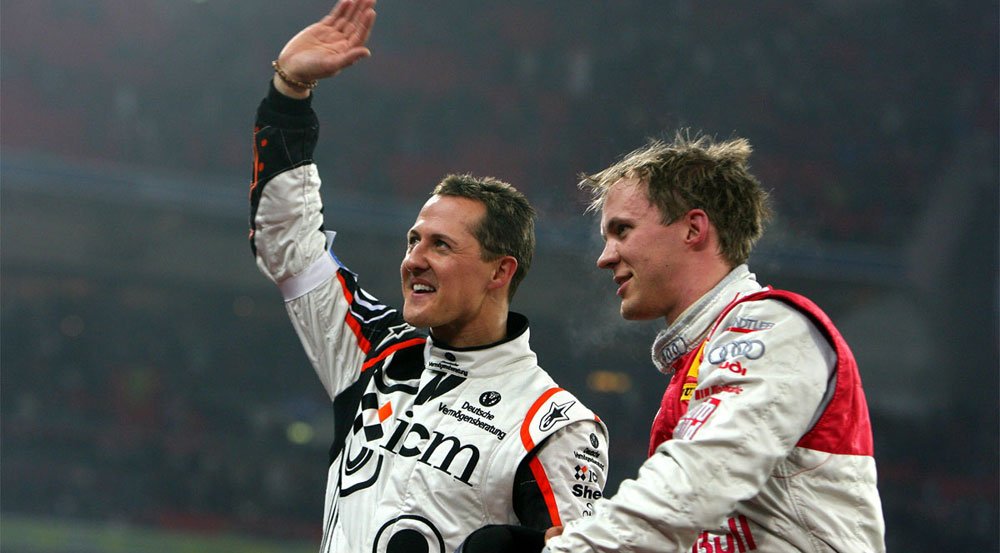 Schumi a végén maradt alul, Ekström duplázott