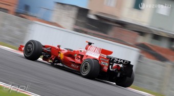 Hamiltont a Ferrarihoz!