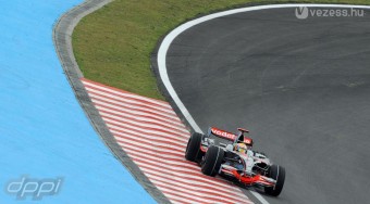 Videón Hamilton álompályája