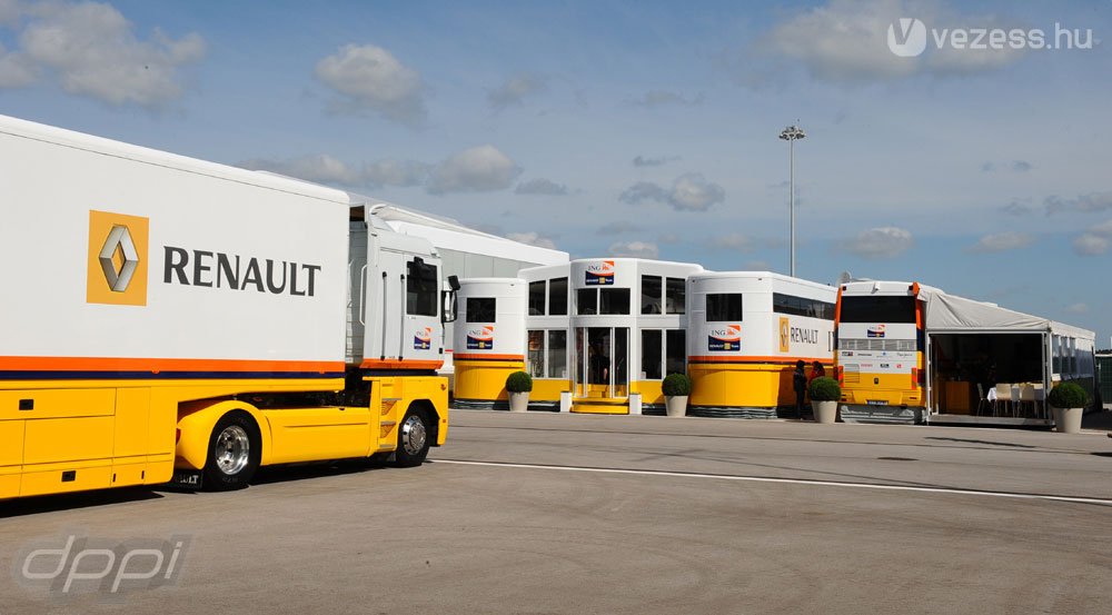 A Renault új Hamiltont nevelne 9