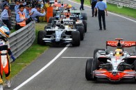 F1: Újabb futam búcsúzhat 64