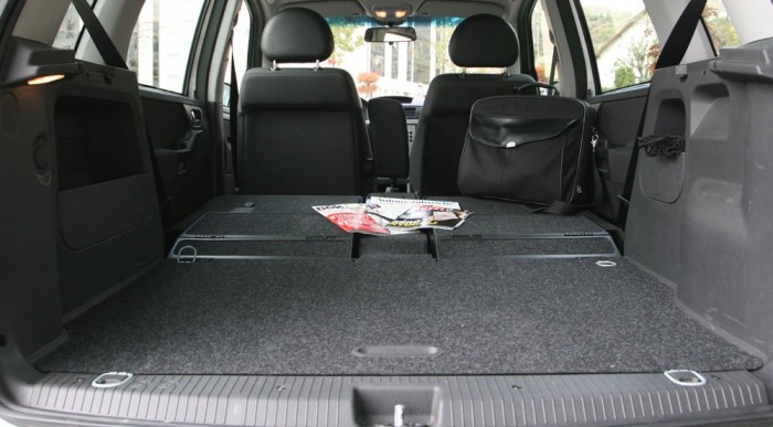 Opel Meriva: Vén és tapasztalt 9 | Vezess Így 1410 literes