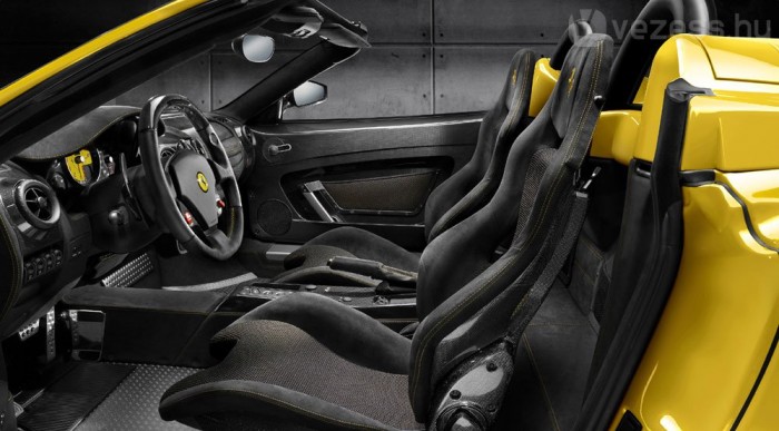 Bajnoki ritkaság a Ferraritól 7