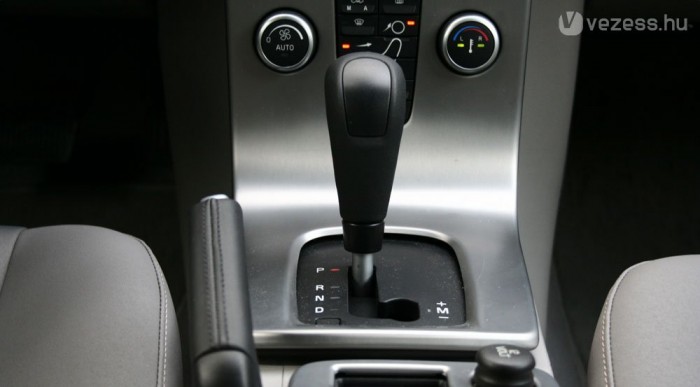 Nagy szó, hogy a Volvónak is van dupla kuplungos váltója