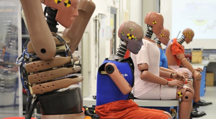 Helyettünk halnak meg 10 | Vezess Könyöktől nincs keze