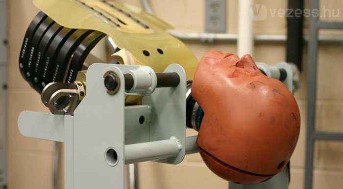 Helyettünk halnak meg 8 | Vezess A bordái acélosak