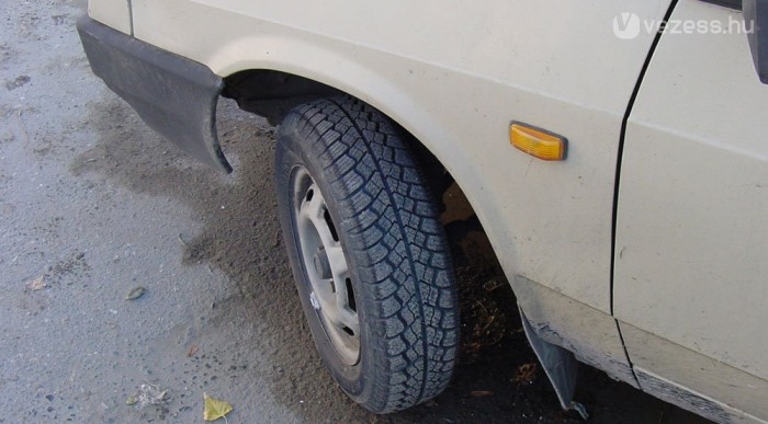 A téli gumi olcsóbb, mint lezúzni a kocsit
