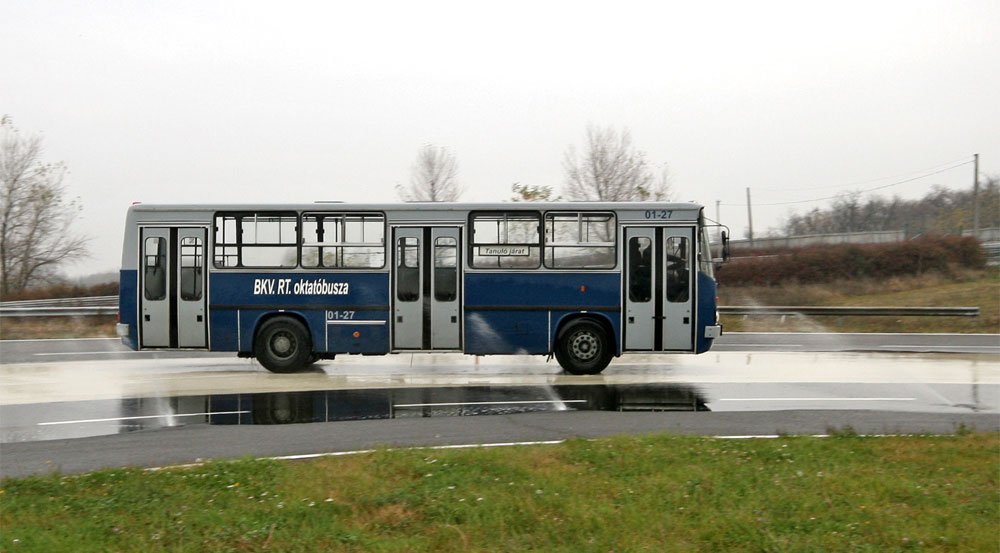 BKV buszok a versenypályán 15