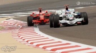 Button többet ér Räikkönennél is