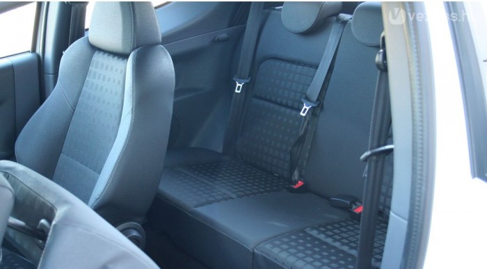 Új Colt: A Swift volna az etalon? 9 | Vezess Megszűnt a tologatható ülés