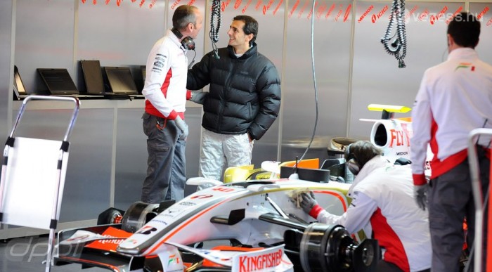 Bajban a kiscsapat pilótái? 6