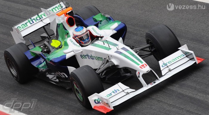 F1: Már a 2009-es technikát tesztelik 7 | Vezess F1: Már a 2009-es technikát tesztelik 7