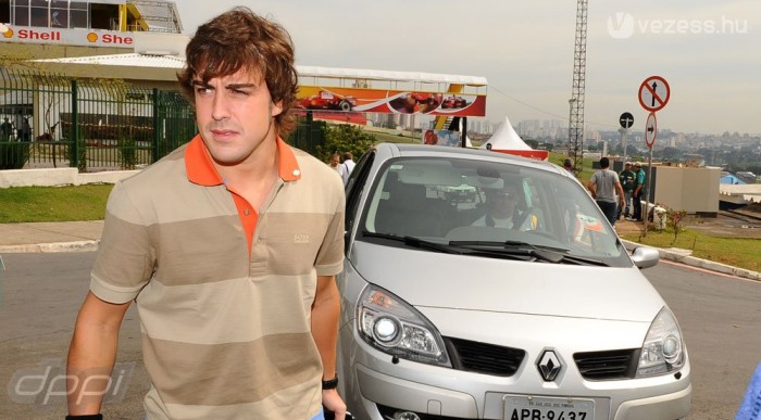 Alonso még nem fújt 4 | Vezess Alonso még nem fújt 4