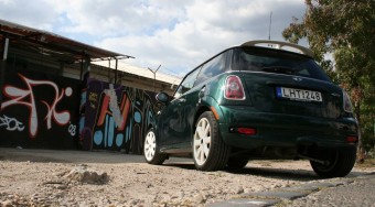 MINI JCW - Várakozáson felüli