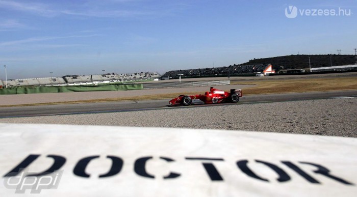 F1: Új pilóta teszteli a Ferrarit 6