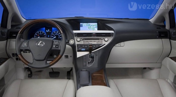 Bemutatkozott a Lexus új terepjárója 6