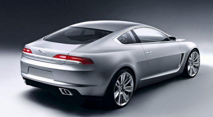 Csodaszép Jaguar kupé készül 4