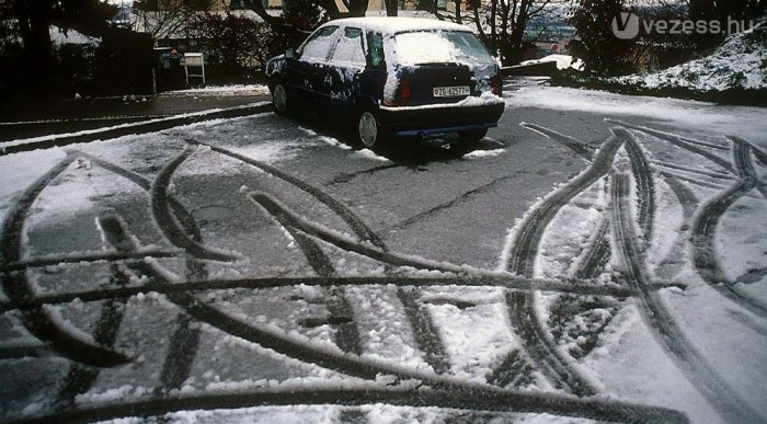 Autók a mélyhűtőben 10 | Vezess Télen is jó autózni