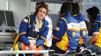 Alonso majdnem ferraris lett