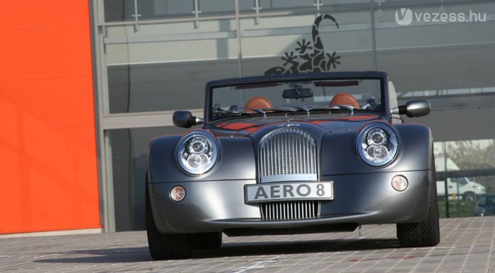 4,5 másodperc a gyorsulás 100-ra