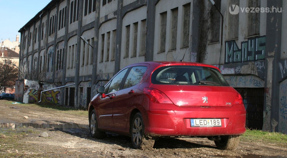 Szép feladat: össze kell koszolni!