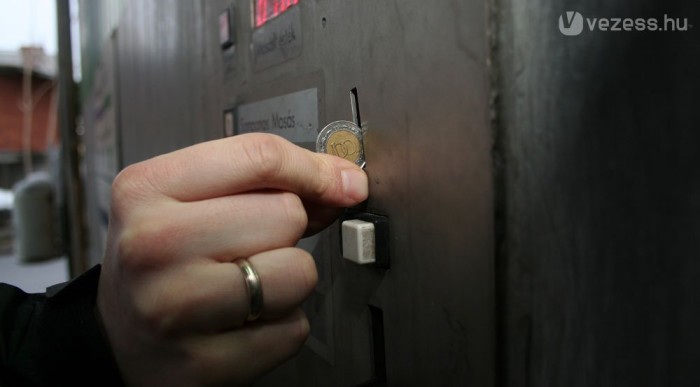 A gőzborotva levágja az ujjadat 7 | Vezess 50-60 másodpercig megy a mosó 100 forintból