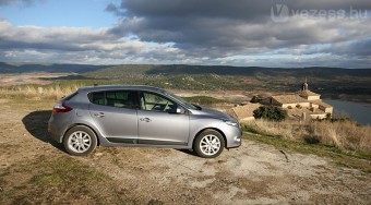 Új Megane: Egy név, két lélek