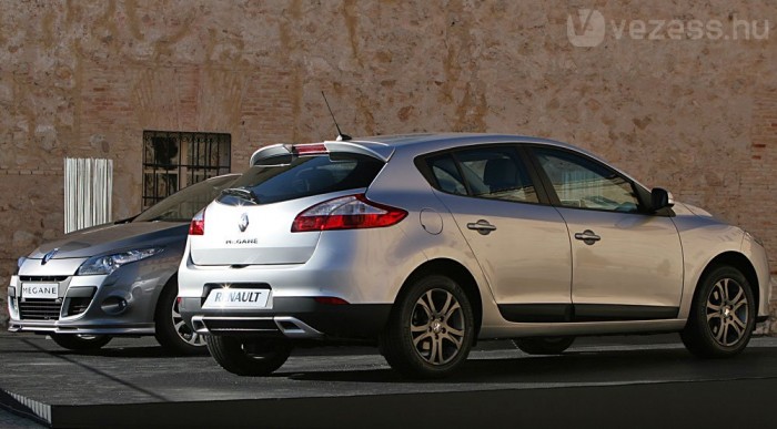 Egy név, két lélek