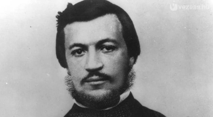 Otto neve szerepel a zöldkártyán