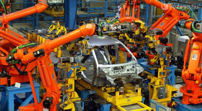 Van jövője a 3 nagynak, ha az új autók forgalmazásáig finanszírozni tudják a veszteségeket