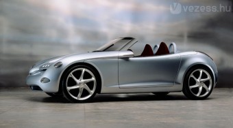 Miniroadstert épít a Mercedes