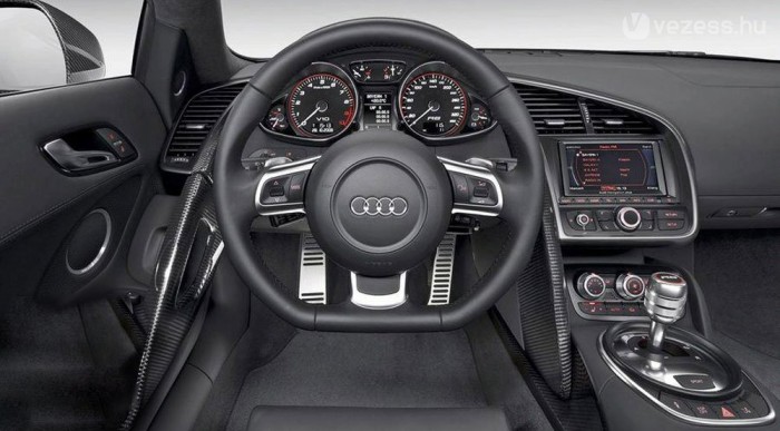 Itt a legerősebb Audi sportkocsi! 6
