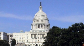 Küszöbön az összeomlás Amerikában!