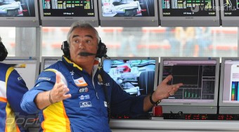 Távozik az F1-vezér