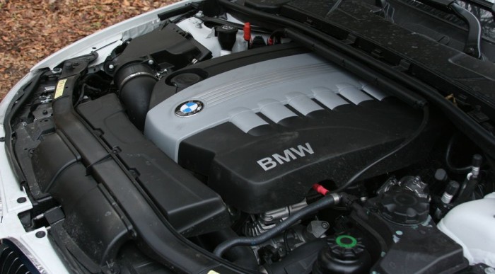 BMW 330d xD: Az Erő sötét oldala 9 | Vezess 245 lóerő, 520 Nm. Magáért beszél