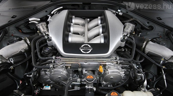 3,8 literes ikerturbó