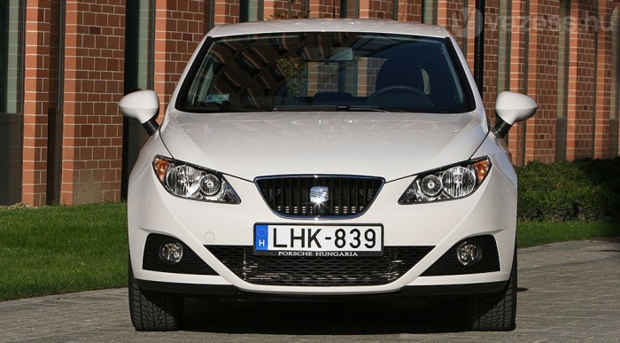 Nem túl agresszív, de dögös